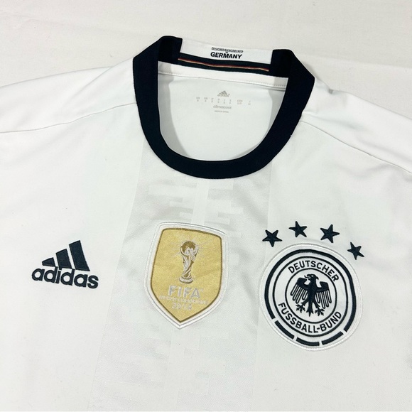 2014 Adidas Womens Small World Champions Germany Soccer Authentic Home Jersey - Picture 7 of 10